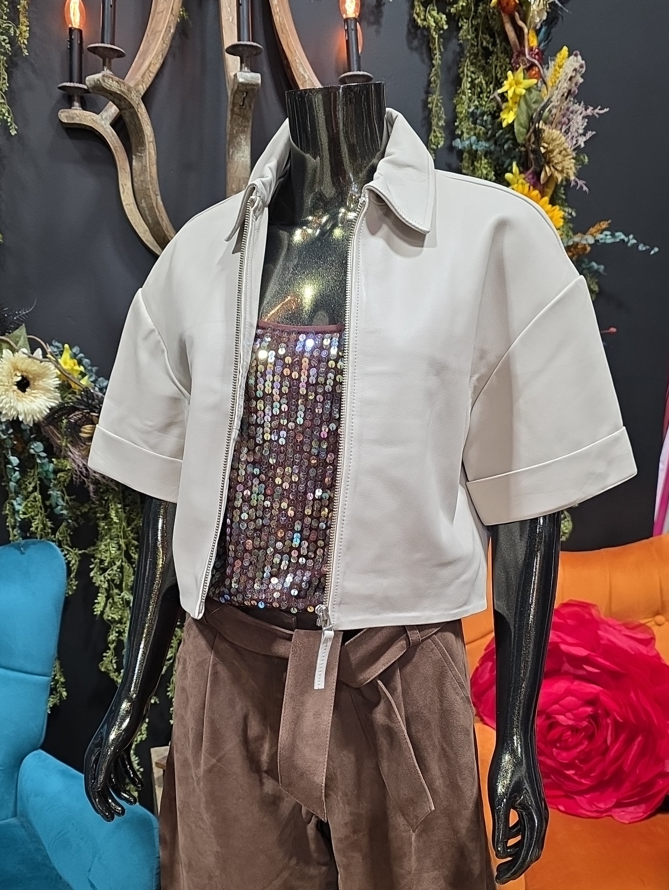 Austrlian Designer Cropped Cream Short-Sleeve Leather Bomber Jacket